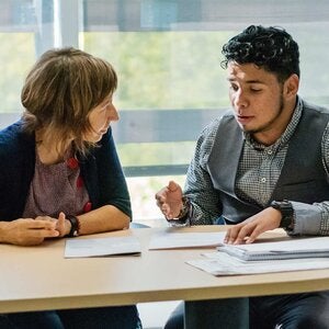 counselor meeting with a student