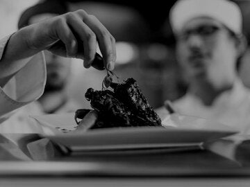 the-restaurant-industry-survey-of-operations-and-management-mgmtx495-01